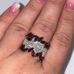 Garnet stone ring